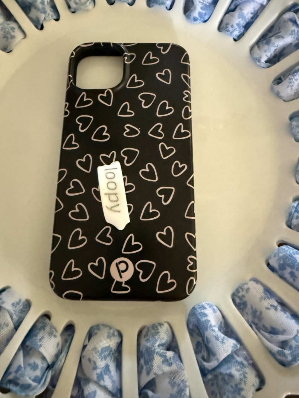 Loopy iPhone 14 Plus Midnight Hearts - Picture 6 of 8